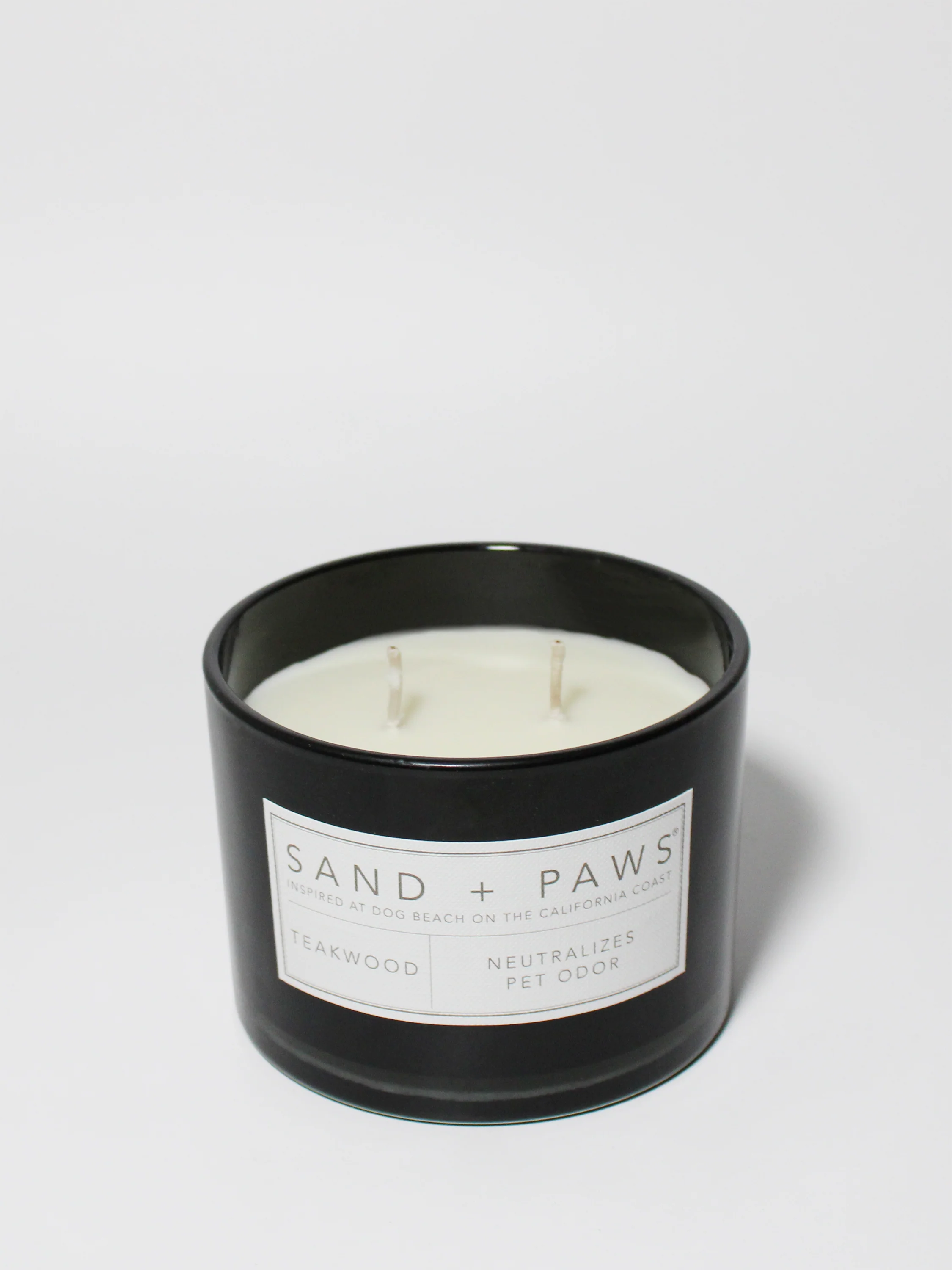 Sand + Paws Teakwood 12 oz scented candle - Image 3