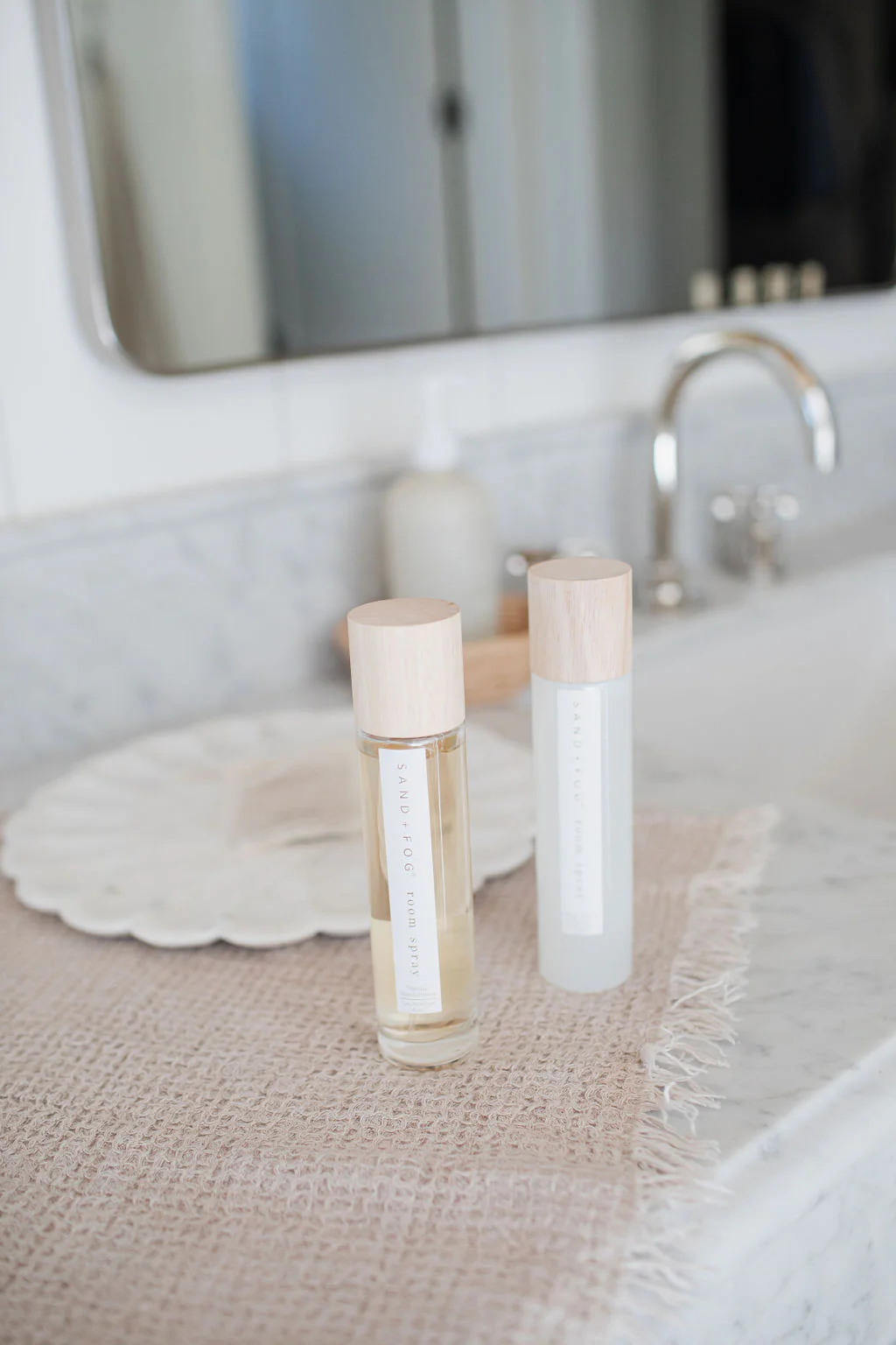 Vanilla Sandalwood 100 ml Room Spray - Image 4