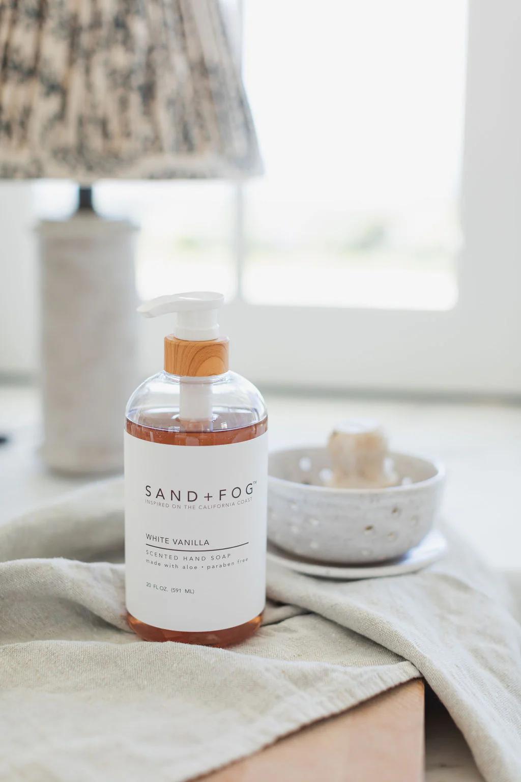 White Vanilla 20 oz Liquid Hand Soap - Image 3